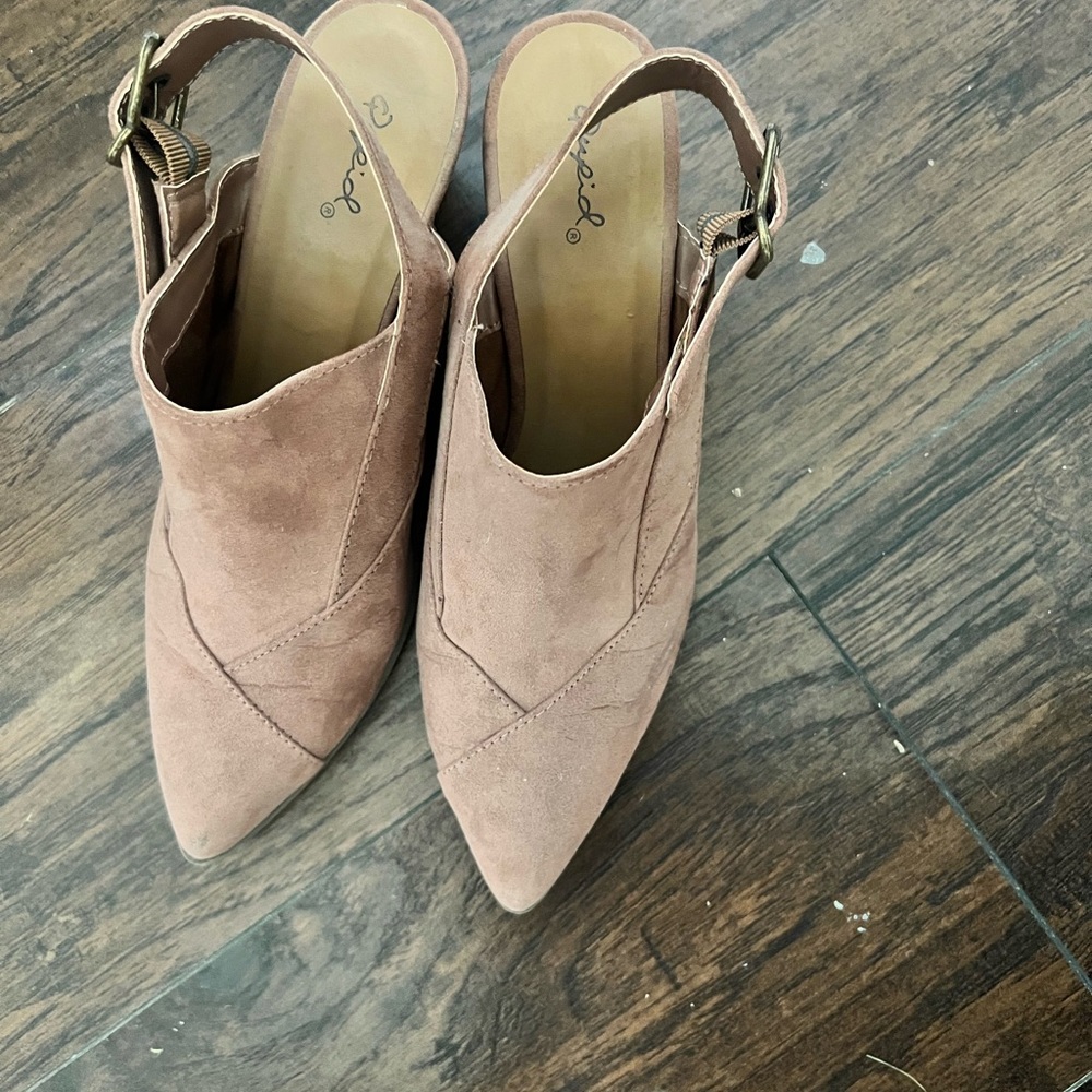 Qupid Shoes Size 8